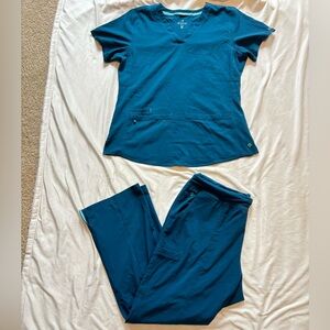 Med Couture Scrub Set